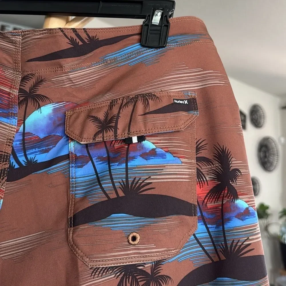 NWT Hurley Board Shorts Swim Phantom Quick Dry 4 Way Stretch Palm Tree Brown